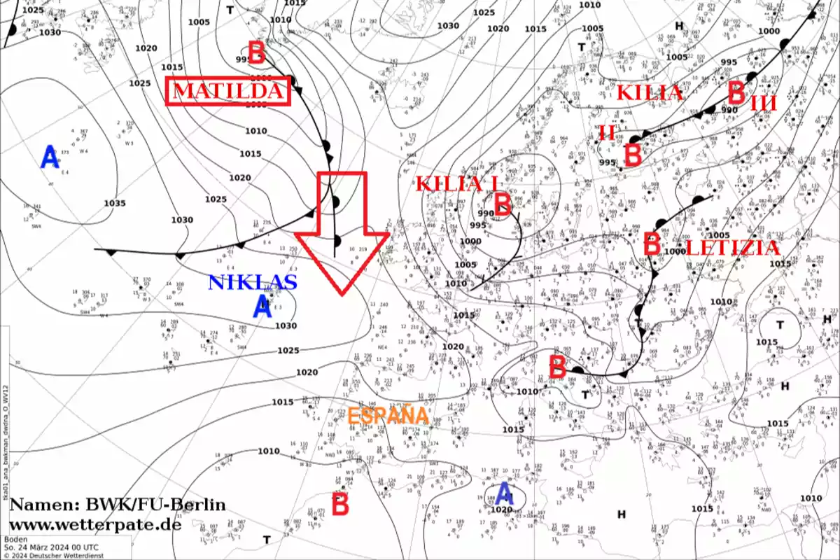 Mapa meteorológico que muestra sistemas de alta y baja presión en Europa con nombres como Matilda, Niklas, Kilia y Letizia, junto con isobaras y frentes atmosféricos.